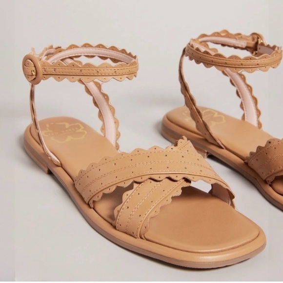 Ted Baker Taymiah Leather Scalloped Edging Ankle Wrap Tan Sandals Size 37 New - Picture 2 of 9